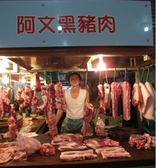 堅持原味、心思細膩的豬肉攤 - 阿文黑豬肉